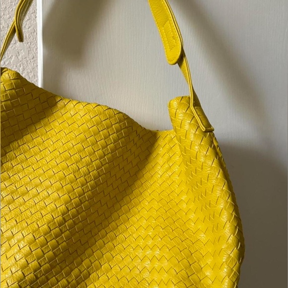 Yellow Shoulder Bag - Picture 4 of 5